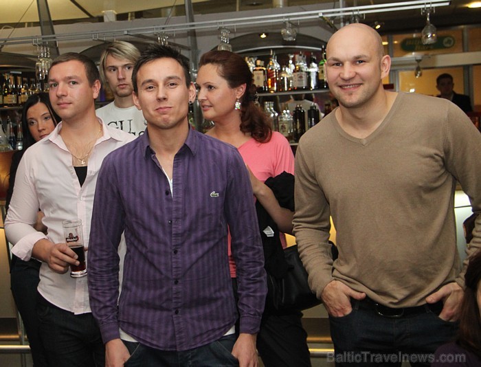 VIP transfēru uzņēmums «BBToys» rīkoja 5.10.2012 ikgadējo boulinga turnīru. Foto sponsors: www.bbtoys.lv VIP transfēru uzņēmums «BBToys» rīkoja 5.10.2012 ikgadējo boulinga turnīru. Foto sponsors: www.bbtoys.lv 83210