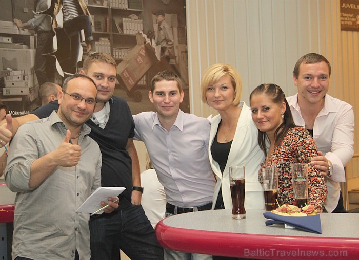 VIP transfēru uzņēmums «BBToys» rīkoja 5.10.2012 ikgadējo boulinga turnīru. Foto sponsors: www.bbtoys.lv VIP transfēru uzņēmums «BBToys» rīkoja 5.10.2012 ikgadējo boulinga turnīru. Foto sponsors: www.bbtoys.lv 83231