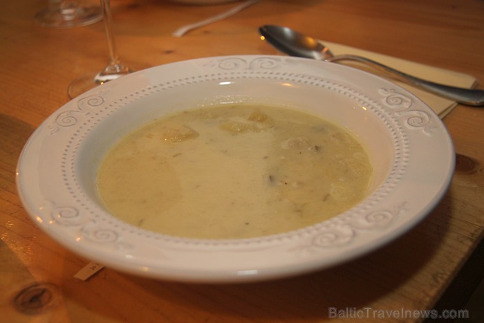 Latviešu tradicionālo ēdienu restorāns «Taverna» pie Pulvertorņa piedāvā izbaudīt īstus latgaliešu vakarus. Foto sponsors: www.latvianfood.lv Latviešu tradicionālo ēdienu restorāns «Taverna» pie Pulvertorņa piedāvā izbaudīt īstus latgaliešu vakarus. Foto sponsors: www.latvianfood.lv 83325