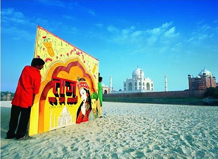 Indija apbur un ļauj paraudzīties uz tās dabu un kultūru no cita skatu punkta. Foto: www.india-tourism.com Indija apbur un ļauj paraudzīties uz tās dabu un kultūru no cita skatu punkta. Foto: www.india-tourism.com 83356