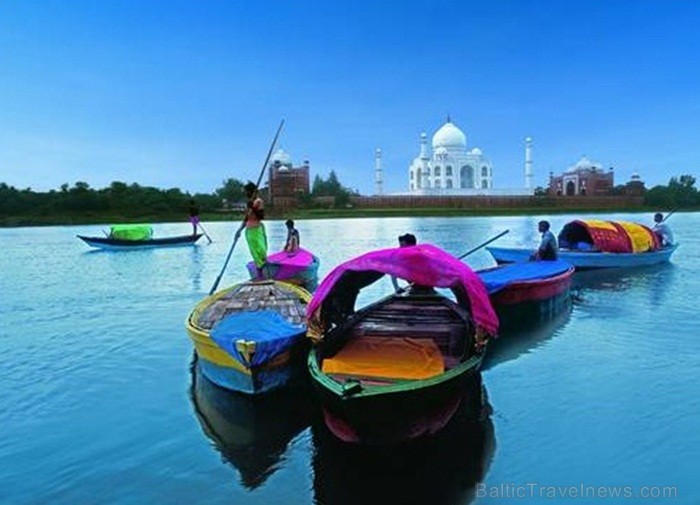 Indija apbur un ļauj paraudzīties uz tās dabu un kultūru no cita skatu punkta. Foto: www.india-tourism.com Indija apbur un ļauj paraudzīties uz tās dabu un kultūru no cita skatu punkta. Foto: www.india-tourism.com 83359