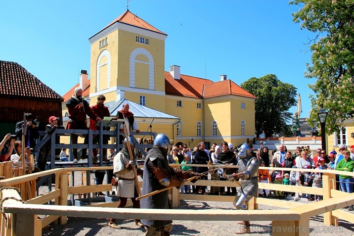 Pavisam konkursam tika iesniegti 517 divdesmit četru autoru darbi, no kuriem tika atlasīti 80 labākie darbi, bet 40 vislabākās fotogrāfijas izvēlētas Pavisam konkursam tika iesniegti 517 divdesmit četru autoru darbi, no kuriem tika atlasīti 80 labākie darbi, bet 40 vislabākās fotogrāfijas izvēlētas 83456