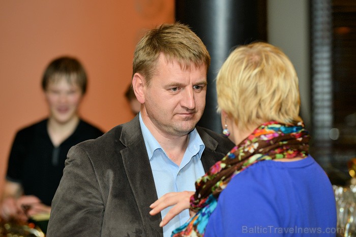 Rīgas restorāns Burkāns (www.burkans.lv) piedāvā izbaudīt Latvijas medījumu garšu kopā ar piemeklētiem vīniem. Foto: Valters Preimanis Rīgas restorāns Burkāns (www.burkans.lv) piedāvā izbaudīt Latvijas medījumu garšu kopā ar piemeklētiem vīniem. Foto: Valters Preimanis 84006