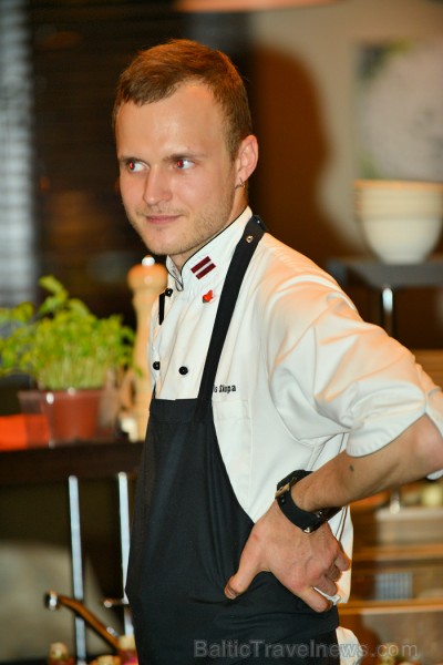 Rīgas restorāns Burkāns (www.burkans.lv) piedāvā izbaudīt Latvijas medījumu garšu kopā ar piemeklētiem vīniem. Foto: Valters Preimanis Rīgas restorāns Burkāns (www.burkans.lv) piedāvā izbaudīt Latvijas medījumu garšu kopā ar piemeklētiem vīniem. Foto: Valters Preimanis 84007