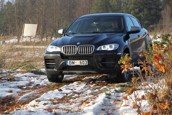 Travelnews.lv 31.10.2012 vairāku stundu garumā veica interesantu maršrutu un iepazina jaudīgāko BMW X6 ar dīzeļa motoru Travelnews.lv 31.10.2012 vairāku stundu garumā veica interesantu maršrutu un iepazina jaudīgāko BMW X6 ar dīzeļa motoru 84115