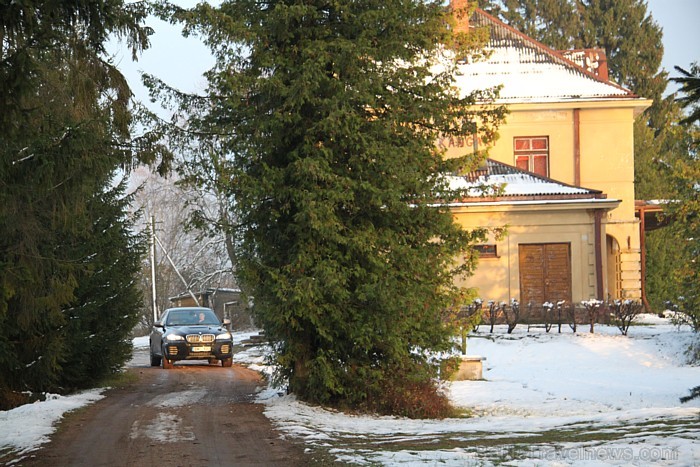 Travelnews.lv testē BMW X6 M50d, ko piedāvāja viens no BMW oficiālajiem dīleriem - www.inchcape-bmauto.lv Travelnews.lv testē BMW X6 M50d, ko piedāvāja viens no BMW oficiālajiem dīleriem - www.inchcape-bmauto.lv 84131