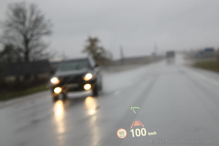 BMW M550d adaptīvā kruīza kontrole (distances kontrole) ļauj baudīt braukšanu un uzturēt drošu sarunu ar līdzbraucēju. Auto testa sponsors: www.bmw.lv BMW M550d adaptīvā kruīza kontrole (distances kontrole) ļauj baudīt braukšanu un uzturēt drošu sarunu ar līdzbraucēju. Auto testa sponsors: www.bmw.lv 84391