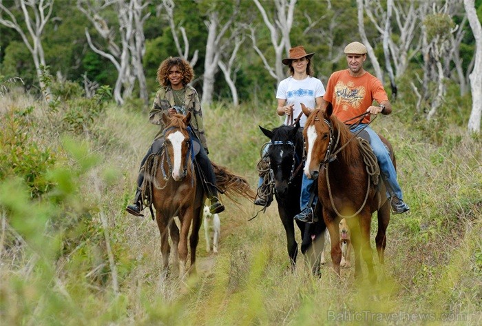 Jaunkaledonija ir Francijai piederoša salu grupa Klusajā okeānā, kas atrodas aptuveni 1200km no Austrālijas Ziemeļaustrumkrasta. Foto: www.visitnewcal Jaunkaledonija ir Francijai piederoša salu grupa Klusajā okeānā, kas atrodas aptuveni 1200km no Austrālijas Ziemeļaustrumkrasta. Foto: www.visitnewcal 84659