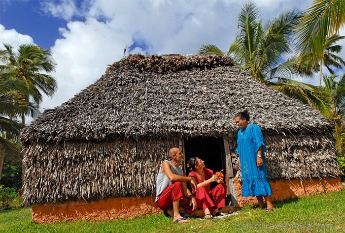 Jaunkaledonija ir Francijai piederoša salu grupa Klusajā okeānā, kas atrodas aptuveni 1200km no Austrālijas Ziemeļaustrumkrasta. Foto: www.visitnewcal Jaunkaledonija ir Francijai piederoša salu grupa Klusajā okeānā, kas atrodas aptuveni 1200km no Austrālijas Ziemeļaustrumkrasta. Foto: www.visitnewcal 84676