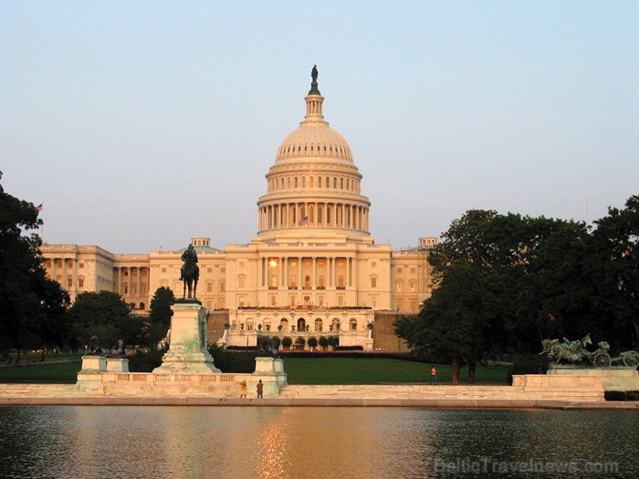 Vašingtona ir ASV galvaspilsēta, kas sniedz bagātīgu iespaidu par pilsētu un to, kādēļ būtu iemesls apmeklēt tieši šo pilsētu. Foro: www.washington.o Vašingtona ir ASV galvaspilsēta, kas sniedz bagātīgu iespaidu par pilsētu un to, kādēļ būtu iemesls apmeklēt tieši šo pilsētu. Foro: www.washington.o 84909