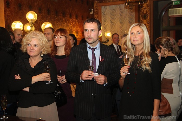 Starptautiskā autonoma Sixt svin 100 gadu jubileju 15.11.2012 piecu zvaigžņu viesnīcā. Foto sponsors: www.sixt.lv Starptautiskā autonoma Sixt svin 100 gadu jubileju 15.11.2012 piecu zvaigžņu viesnīcā. Foto sponsors: www.sixt.lv 85015