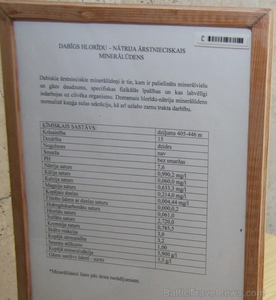 Sanatorijas «Jantarnij bereg» ārstnieciskie resursi ir sērūdeņraža avoti un kalcija-nātrija hlorīda minerālūdeņi, kuri iegūti attiecīgi no 16 un 435 m Sanatorijas «Jantarnij bereg» ārstnieciskie resursi ir sērūdeņraža avoti un kalcija-nātrija hlorīda minerālūdeņi, kuri iegūti attiecīgi no 16 un 435 m 85415