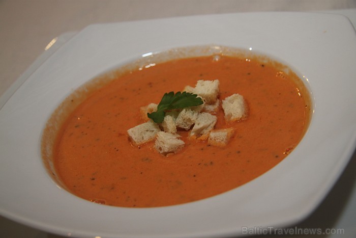 Pilsmuižas krodziņs - tā ir lieliska vieta Limbažos, kur nobaudīt gardu maltīti un pavadīt laiku patīkamā atmosfērā. Foto sponsors: www.visitlimbazi.l Pilsmuižas krodziņs - tā ir lieliska vieta Limbažos, kur nobaudīt gardu maltīti un pavadīt laiku patīkamā atmosfērā. Foto sponsors: www.visitlimbazi.l 85633