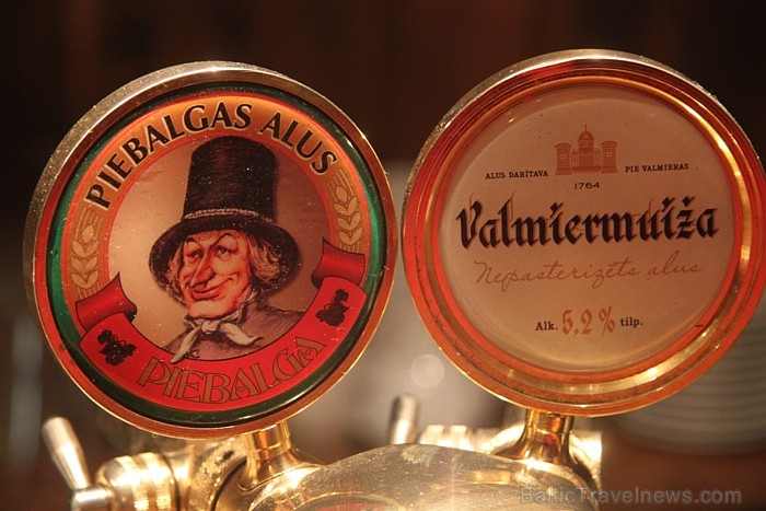 Pilsmuižas krodziņs - tā ir lieliska vieta Limbažos, kur nobaudīt gardu maltīti un pavadīt laiku patīkamā atmosfērā. Foto sponsors: www.visitlimbazi.l Pilsmuižas krodziņs - tā ir lieliska vieta Limbažos, kur nobaudīt gardu maltīti un pavadīt laiku patīkamā atmosfērā. Foto sponsors: www.visitlimbazi.l 85643