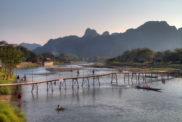 Laosa ir mazattīstīta daudznacionāla valsts Āzijas dienvidaustrumos - Indoķīnas pussalā bez pieejas jūrai. Foto: www.visitlaos.org Laosa ir mazattīstīta daudznacionāla valsts Āzijas dienvidaustrumos - Indoķīnas pussalā bez pieejas jūrai. Foto: www.visitlaos.org 86182