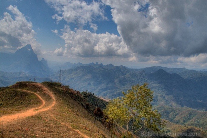 Laosa ir mazattīstīta daudznacionāla valsts Āzijas dienvidaustrumos - Indoķīnas pussalā bez pieejas jūrai. Foto: www.visitlaos.org Laosa ir mazattīstīta daudznacionāla valsts Āzijas dienvidaustrumos - Indoķīnas pussalā bez pieejas jūrai. Foto: www.visitlaos.org 86187