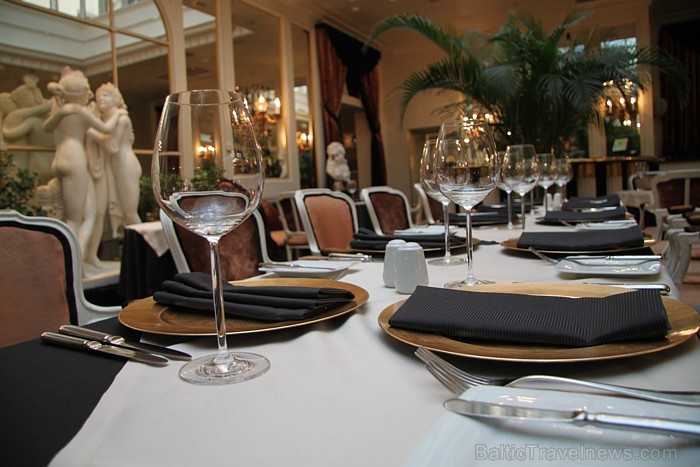 Biznesa pusdienas viesnīcas Grand Palace Hotel Rīga restorānā «Suite» kopā ar TomTom pārstāvjiem Biznesa pusdienas viesnīcas Grand Palace Hotel Rīga restorānā «Suite» kopā ar TomTom pārstāvjiem 86291