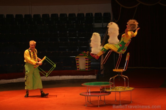 Rīgas cirks 14.12.2012 prezentēja jauno Ziemassvētku cirka programmu Rīgas cirks 14.12.2012 prezentēja jauno Ziemassvētku cirka programmu