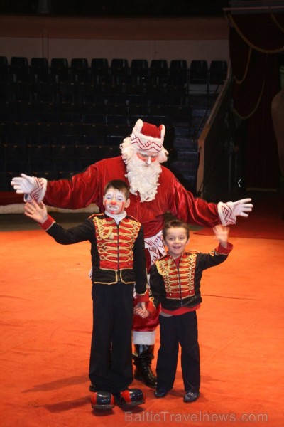 Rīgas cirks 14.12.2012 prezentēja jauno Ziemassvētku cirka programmu Rīgas cirks 14.12.2012 prezentēja jauno Ziemassvētku cirka programmu