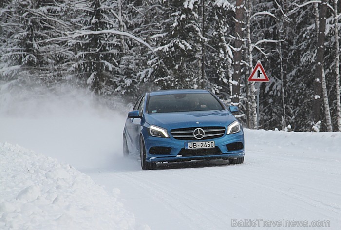 Aivars Mackevičs: sniegotajiem Latgales ceļiem platās Continental ContiWinterContact ziemas riepas nav pareiza izvēle, jo auto nenoturas izraudzītāja Aivars Mackevičs: sniegotajiem Latgales ceļiem platās Continental ContiWinterContact ziemas riepas nav pareiza izvēle, jo auto nenoturas izraudzītāja 86420