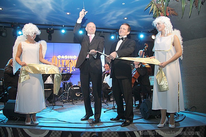 20.12.2012 viesnīcas Radisson Blu Hotel Latvija pirmajā stāvā pēc rekonstrukcijas tika atklāts Baltijā lielākais kazino un izklaides centrs - Olympic 20.12.2012 viesnīcas Radisson Blu Hotel Latvija pirmajā stāvā pēc rekonstrukcijas tika atklāts Baltijā lielākais kazino un izklaides centrs - Olympic 86605