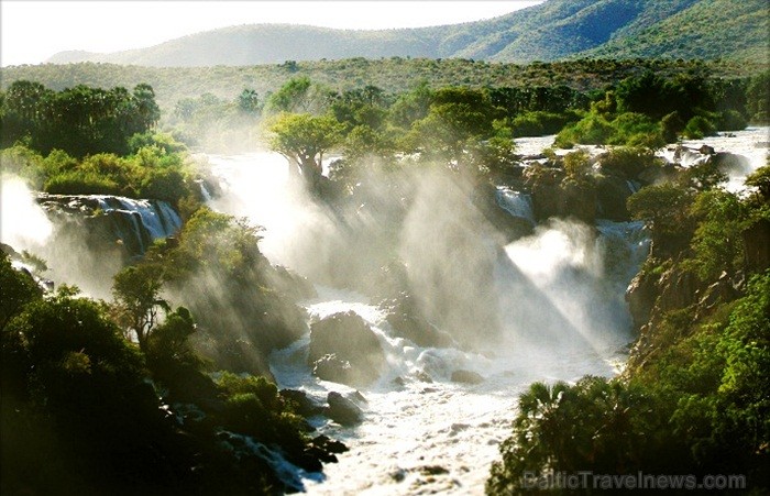 Namībija ietver sevī vārdiem neaprakstāmas dabas ainavas un katrai no tām ir savs raksturs un valdzinājums. Foto: www.namibiatourism.com.na Namībija ietver sevī vārdiem neaprakstāmas dabas ainavas un katrai no tām ir savs raksturs un valdzinājums. Foto: www.namibiatourism.com.na 86755