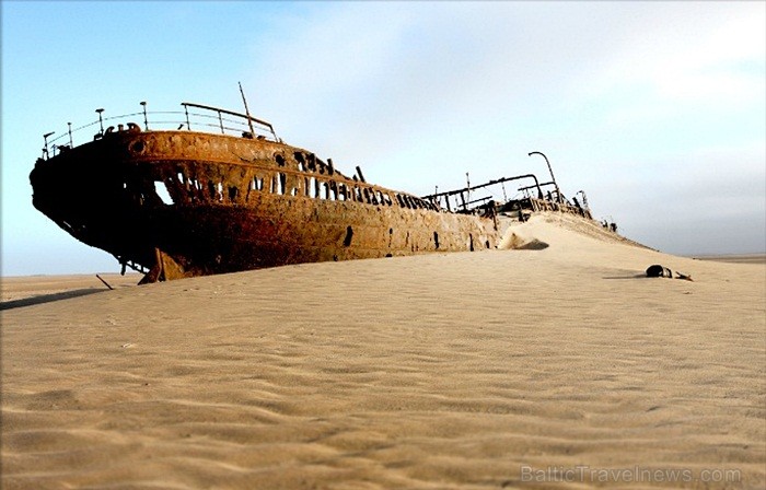 Namībija ietver sevī vārdiem neaprakstāmas dabas ainavas un katrai no tām ir savs raksturs un valdzinājums. Foto: www.namibiatourism.com.na Namībija ietver sevī vārdiem neaprakstāmas dabas ainavas un katrai no tām ir savs raksturs un valdzinājums. Foto: www.namibiatourism.com.na 86757