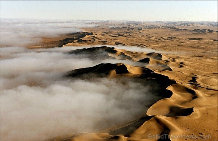 Namībija ietver sevī vārdiem neaprakstāmas dabas ainavas un katrai no tām ir savs raksturs un valdzinājums. Foto: www.namibiatourism.com.na Namībija ietver sevī vārdiem neaprakstāmas dabas ainavas un katrai no tām ir savs raksturs un valdzinājums. Foto: www.namibiatourism.com.na 86765