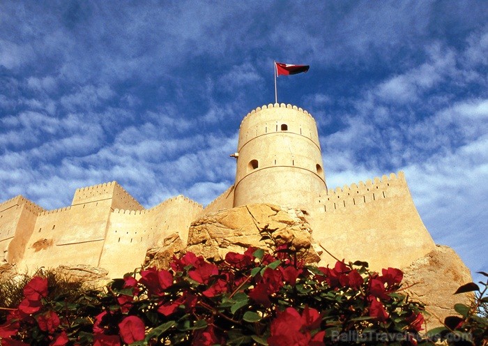 Omānas Sultanāts tiek dēvēts par vienu no tradicionālākajām un skaistākajām arābu zemēm. Foto: Oman Ministry of Tourism Omānas Sultanāts tiek dēvēts par vienu no tradicionālākajām un skaistākajām arābu zemēm. Foto: Oman Ministry of Tourism 86791