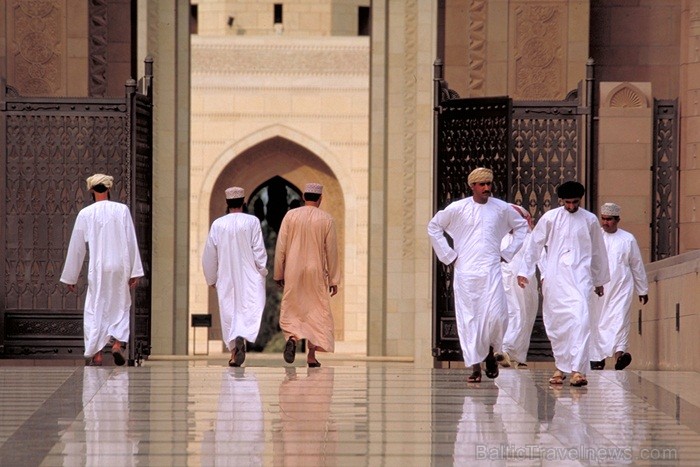 Omānas Sultanāts tiek dēvēts par vienu no tradicionālākajām un skaistākajām arābu zemēm. Foto: Oman Ministry of Tourism Omānas Sultanāts tiek dēvēts par vienu no tradicionālākajām un skaistākajām arābu zemēm. Foto: Oman Ministry of Tourism 86794