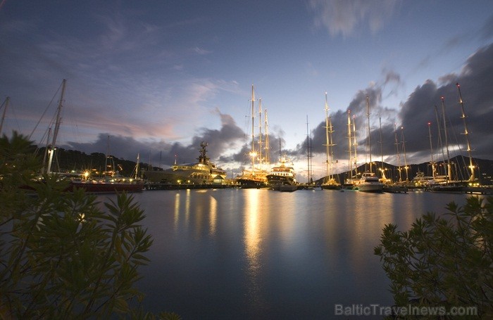 Antigva un Barbuda ir saulaina valsts Karību jūrā un valsts teritorijā ir trīs salas - Antigva, Barbuda un neapdzīvotā Redonda. Foto: Antigua & Barbud Antigva un Barbuda ir saulaina valsts Karību jūrā un valsts teritorijā ir trīs salas - Antigva, Barbuda un neapdzīvotā Redonda. Foto: Antigua & Barbud 86832