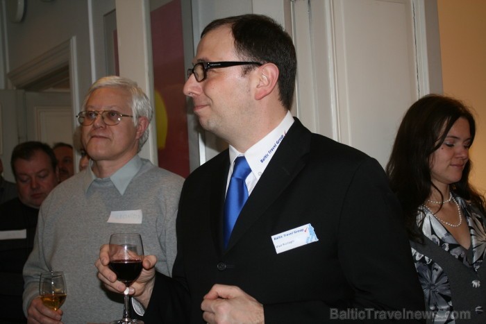 Baltic Travel Group vadītājs Vlads Korjagins pateicas sadarbības partneriem un priecājas par veiksmīgi pavadīto aizgājušo gadu. www.baltic.travel Baltic Travel Group vadītājs Vlads Korjagins pateicas sadarbības partneriem un priecājas par veiksmīgi pavadīto aizgājušo gadu. www.baltic.travel 86912