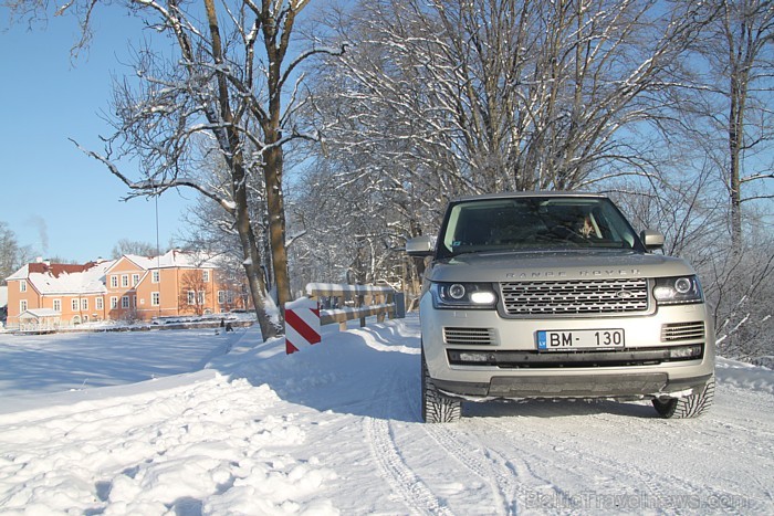 Jaunais Range Rover ir līdz šim izsmalcinātākais un jaudīgākais Land Rover automobilis, kas ir piebraucis pie Kukšu muižas Jaunais Range Rover ir līdz šim izsmalcinātākais un jaudīgākais Land Rover automobilis, kas ir piebraucis pie Kukšu muižas 87391
