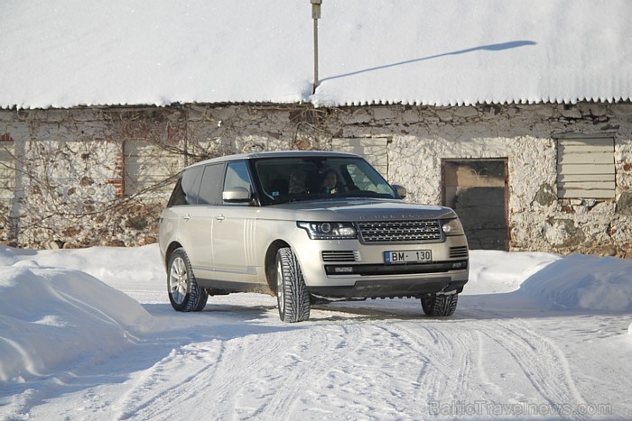 Jaunais Range Rover SDV8 Vogue ir leģendārs automobilis un tas ar jauno modeli nostiprina savu pozīciju kā pasaulē labākais luksusa klases SUV Jaunais Range Rover SDV8 Vogue ir leģendārs automobilis un tas ar jauno modeli nostiprina savu pozīciju kā pasaulē labākais luksusa klases SUV 87426