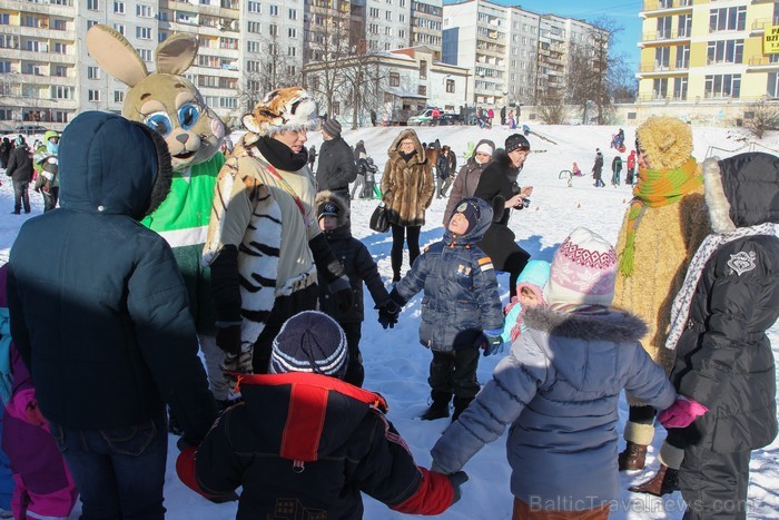 Svētdien, 27.01.2013, vairāk nekā 1000 Vecmīlgrāvja iedzīvotāju ar prieku nodevās Svētdien, 27.01.2013, vairāk nekā 1000 Vecmīlgrāvja iedzīvotāju ar prieku nodevās