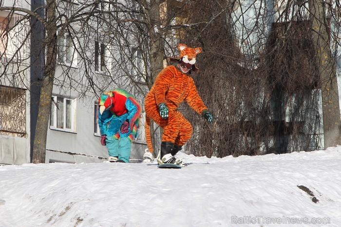 Svētdien, 27.01.2013, vairāk nekā 1000 Vecmīlgrāvja iedzīvotāju ar prieku nodevās Svētdien, 27.01.2013, vairāk nekā 1000 Vecmīlgrāvja iedzīvotāju ar prieku nodevās