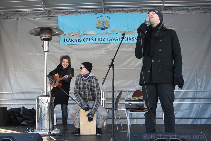 Svētdien, 27.01.2013, vairāk nekā 1000 Vecmīlgrāvja iedzīvotāju ar prieku nodevās Svētdien, 27.01.2013, vairāk nekā 1000 Vecmīlgrāvja iedzīvotāju ar prieku nodevās