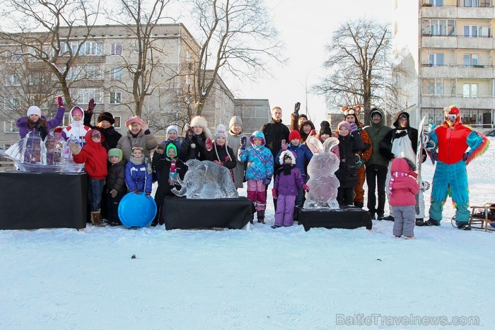 Svētdien, 27.01.2013, vairāk nekā 1000 Vecmīlgrāvja iedzīvotāju ar prieku nodevās Svētdien, 27.01.2013, vairāk nekā 1000 Vecmīlgrāvja iedzīvotāju ar prieku nodevās