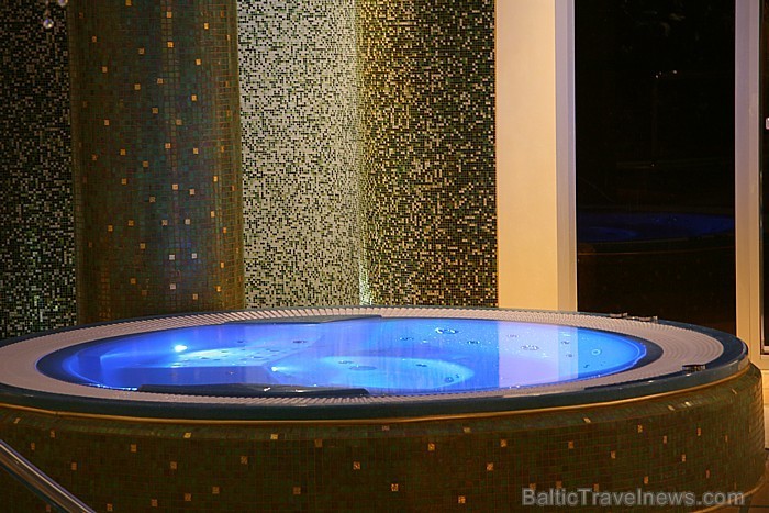Viesnīcas Baltic Beach Hotel SPA centrs piedāvā vairāk kā 400 procedūras. Tas ir plaši pazīstams pateicoties unikālajam pakalpojumu klāstam un ļoti au Viesnīcas Baltic Beach Hotel SPA centrs piedāvā vairāk kā 400 procedūras. Tas ir plaši pazīstams pateicoties unikālajam pakalpojumu klāstam un ļoti au 87534
