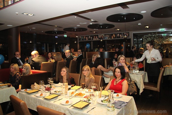 Rīgas restorānā «Ciros Pomodoro» starptautiskais tūroperators «GoAdventure Latvija» prezentēja vasaras ceļojumus. Foto sponsors: GoAdventure.lv Rīgas restorānā «Ciros Pomodoro» starptautiskais tūroperators «GoAdventure Latvija» prezentēja vasaras ceļojumus. Foto sponsors: GoAdventure.lv 88260