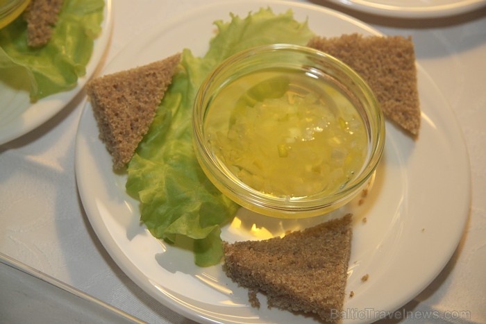 Latgales viesnīcas «Kolonna Hotel Rēzekne» restorāns «Rozalija» aicina uz lustīgajiem «Latgalīšu vokorim» - www.hotelkolonna.com Latgales viesnīcas «Kolonna Hotel Rēzekne» restorāns «Rozalija» aicina uz lustīgajiem «Latgalīšu vokorim» - www.hotelkolonna.com 88826