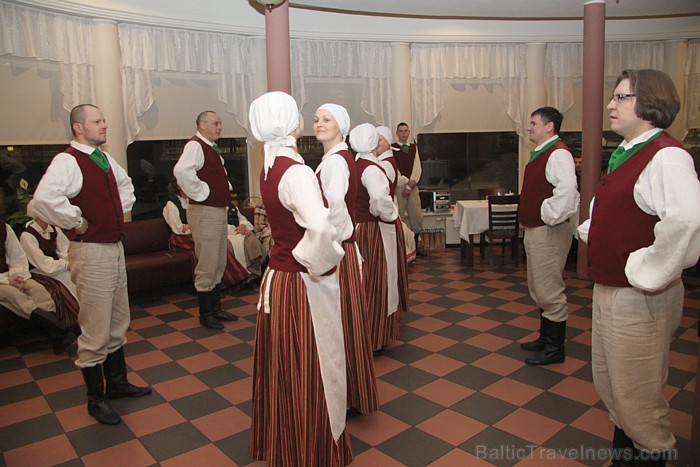 Latgales viesnīcas «Kolonna Hotel Rēzekne» restorāns «Rozalija» aicina uz lustīgajiem «Latgalīšu vokorim» - www.hotelkolonna.com Latgales viesnīcas «Kolonna Hotel Rēzekne» restorāns «Rozalija» aicina uz lustīgajiem «Latgalīšu vokorim» - www.hotelkolonna.com 88845