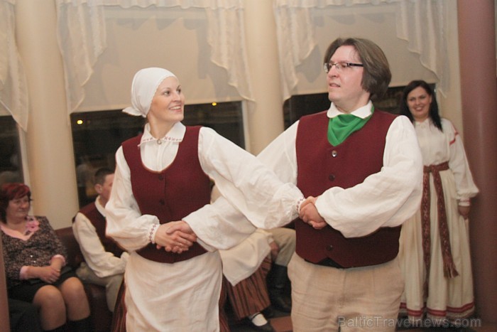 Latgales viesnīcas «Kolonna Hotel Rēzekne» restorāns «Rozalija» aicina uz lustīgajiem «Latgalīšu vokorim» - www.hotelkolonna.com Latgales viesnīcas «Kolonna Hotel Rēzekne» restorāns «Rozalija» aicina uz lustīgajiem «Latgalīšu vokorim» - www.hotelkolonna.com 88856