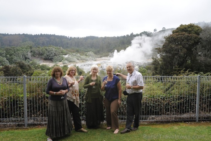 Kad mēs viesojamies Rotorua, vienmēr nakšņojam Geyserland Hotel, kas atrodas blakus Mauri Geyser un Avotu parkam - www.traveltime.lv 89462