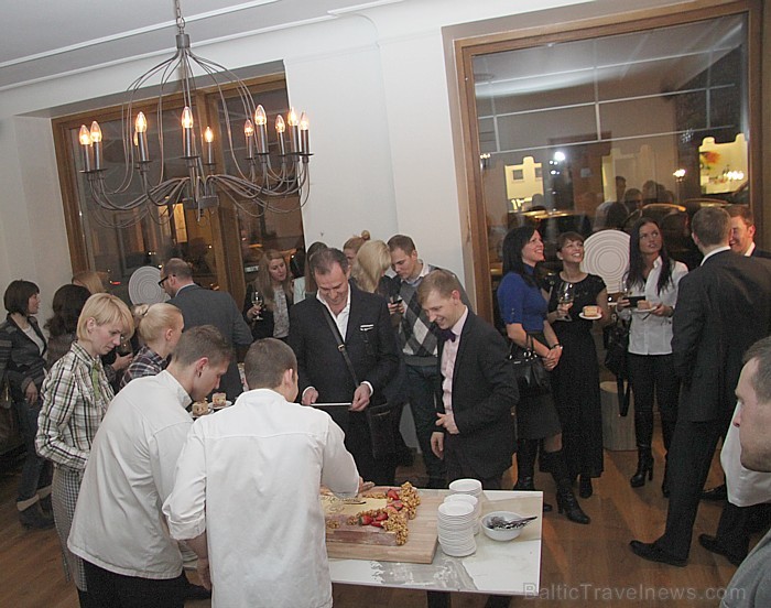 Restorānu tīkls «HEs Group» ar oficiālu pasākumu atver 6.03.2013 Rīgā jaunu restorānu-bistro «Priedaine» (Strēlnieku ielā 1A) - www.bistropriedaine.lv Restorānu tīkls «HEs Group» ar oficiālu pasākumu atver 6.03.2013 Rīgā jaunu restorānu-bistro «Priedaine» (Strēlnieku ielā 1A) - www.bistropriedaine.lv 89532