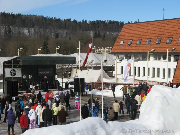 Pasākumā norisinājās dažādas atrakcijas, spēlēja grupa COLT, bija apskatāma bobsleja un skeletona muzeja ekspozīcija, notika bērnu vizināšana ar īstu Pasākumā norisinājās dažādas atrakcijas, spēlēja grupa COLT, bija apskatāma bobsleja un skeletona muzeja ekspozīcija, notika bērnu vizināšana ar īstu 89990