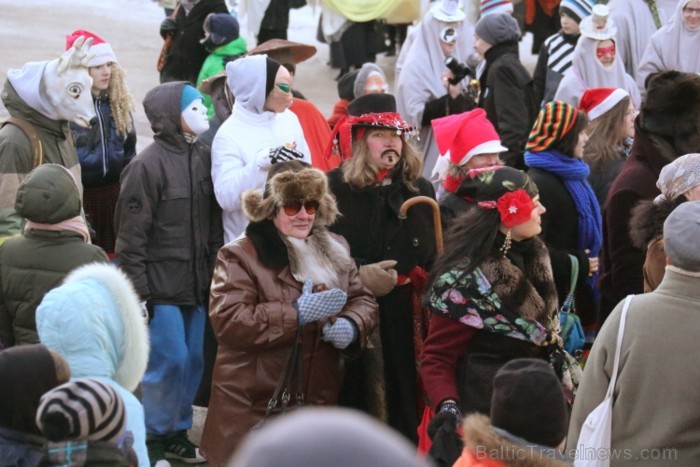 Svētdien, 2013. gada 9. martā, Siguldas Ziemas festivāla ietvaros norisinājies Ziemas festivāla karnevāls. Foto: Juris Ķilkuts, FotoAtelje.lv Svētdien, 2013. gada 9. martā, Siguldas Ziemas festivāla ietvaros norisinājies Ziemas festivāla karnevāls. Foto: Juris Ķilkuts, FotoAtelje.lv 90153
