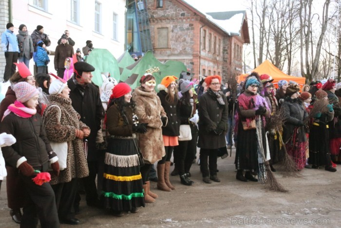 Svētdien, 2013. gada 9. martā, Siguldas Ziemas festivāla ietvaros norisinājies Ziemas festivāla karnevāls. Foto: Juris Ķilkuts, FotoAtelje.lv Svētdien, 2013. gada 9. martā, Siguldas Ziemas festivāla ietvaros norisinājies Ziemas festivāla karnevāls. Foto: Juris Ķilkuts, FotoAtelje.lv 90156