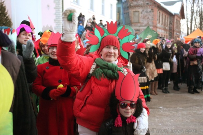 Svētdien, 2013. gada 9. martā, Siguldas Ziemas festivāla ietvaros norisinājies Ziemas festivāla karnevāls. Foto: Juris Ķilkuts, FotoAtelje.lv Svētdien, 2013. gada 9. martā, Siguldas Ziemas festivāla ietvaros norisinājies Ziemas festivāla karnevāls. Foto: Juris Ķilkuts, FotoAtelje.lv 90157