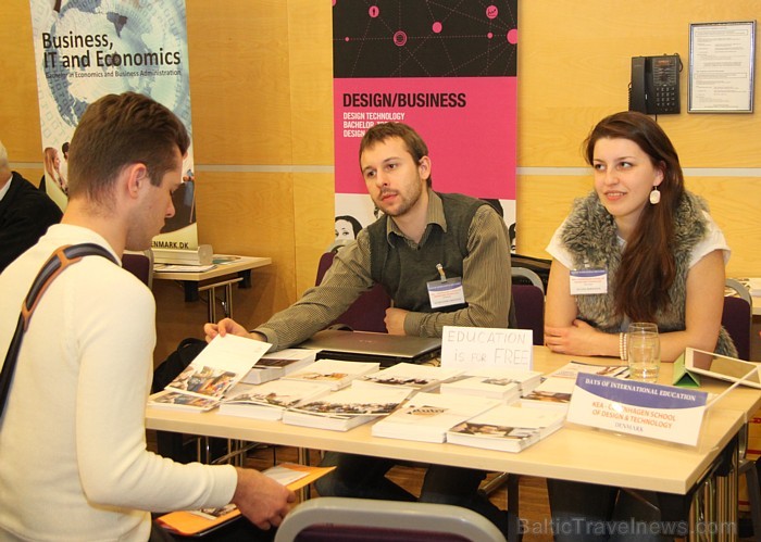 Meridian Group rīkoja 16.03.2013 «Starptautisko izglītības dienu» viesnīcā Radisson Blu Latvija - www.meridian.lv Meridian Group rīkoja 16.03.2013 «Starptautisko izglītības dienu» viesnīcā Radisson Blu Latvija - www.meridian.lv 90504